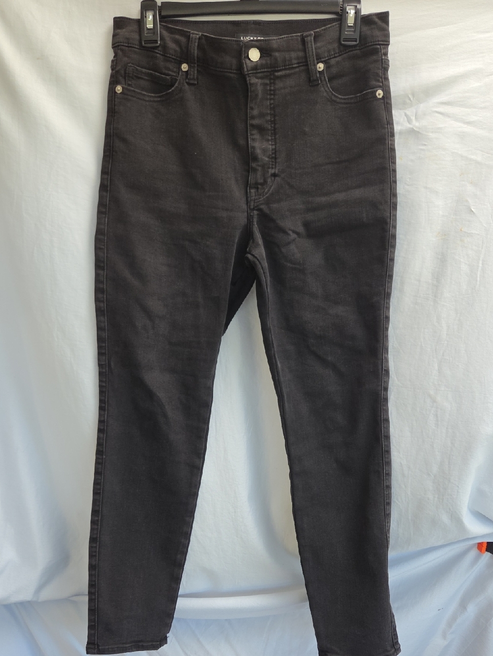 Women's Lucky Black Skinny Ankle  Jeans.    Size 4